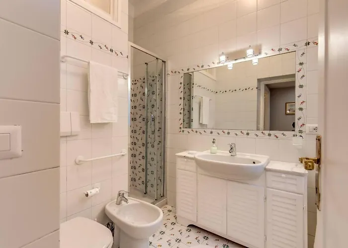 Апартаменты Lovely Flat By The Vatican